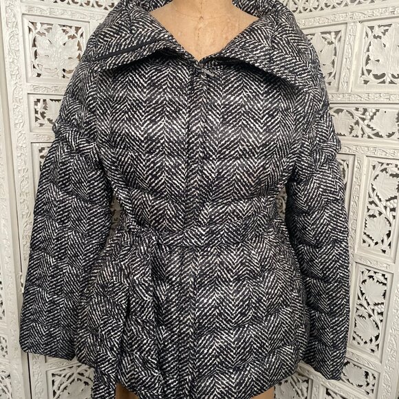 Max Mara Herringbone Puffer Jacket - Picture 7 of 13